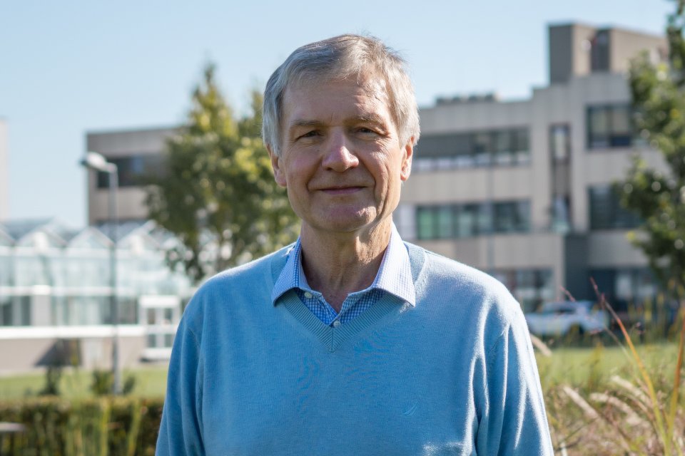 Prof. Jaroslav Doležel v knize Živly české vědy